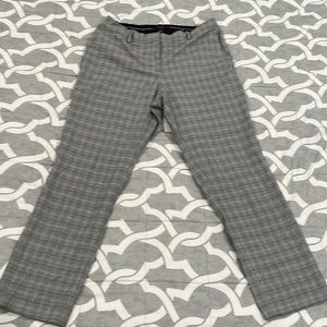 Ann Taylor Curvy Fit Pants Size 10 Gray and White Checkered Design